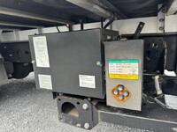 ISUZU Forward Aluminum Van TKG-FRR90T2 2016 381,946km_40