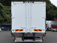 ISUZU Forward Refrigerator & Freezer Truck TKG-FRR90T2 2017 355,000km_8