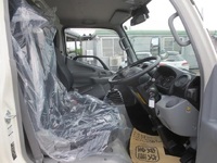 HINO Dutro Double Cab 2DG-XZU685M 2024 782km_12