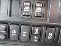 HINO Dutro Double Cab 2DG-XZU685M 2024 782km_15