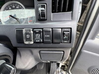 ISUZU Elf Double Cab TRG-NHR85A 2018 142,696km_21