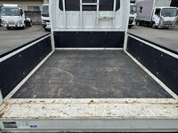 ISUZU Elf Double Cab TRG-NHR85A 2018 142,696km_7
