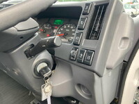 ISUZU Elf Flat Body 2RG-NPR88YN 2019 125,998km_30
