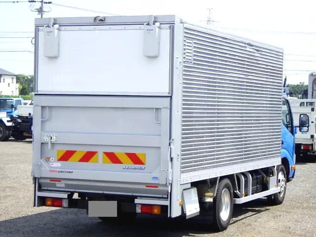 Dutro Aluminum Van_2