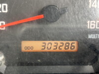 ISUZU Forward Garbage Truck TKG-FRR90S2 2015 303,286km_40