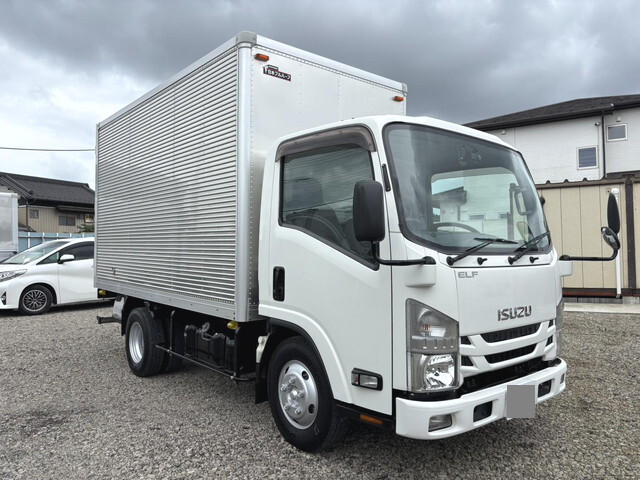 ISUZU Elf Aluminum Van TRG-NMR85N 2018 218,122km_1