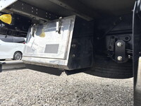 ISUZU Elf Aluminum Van TRG-NMR85N 2018 218,122km_23