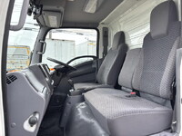 ISUZU Elf Aluminum Van TRG-NMR85N 2018 218,122km_30