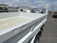 ISUZU Forward Dump TKG-FRR90S1 2013 215,500km_22