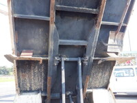 ISUZU Elf Dump BKG-NKR85AD 2010 117,645km_10