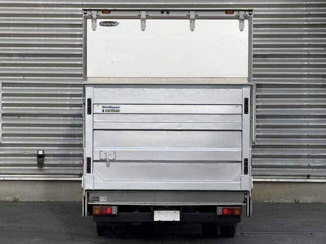 Dyna Aluminum Van_2