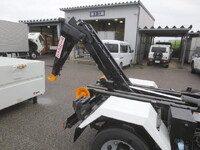 MITSUBISHI FUSO Canter Container Carrier Truck 2RG-FBAV0 2025 547km_10