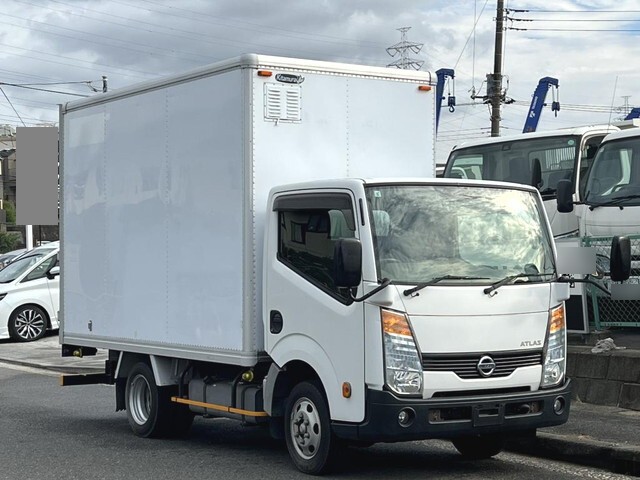 Atlas Panel Van_1