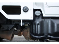 ISUZU Elf Double Cab BKG-NHR85A 2010 217,307km_17
