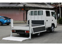 ISUZU Elf Double Cab BKG-NHR85A 2010 217,307km_2