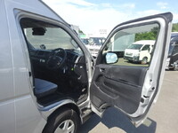 TOYOTA Hiace Bus CBF-TRH223B 2019 132,000km_32