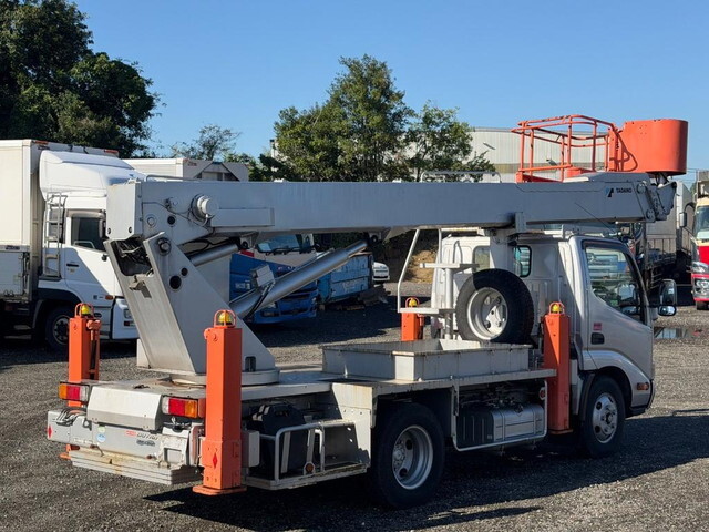 Dutro Cherry Picker_2