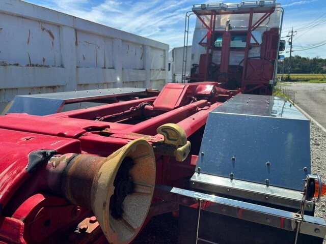 Profia Container Carrier Truck_2