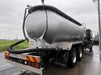 ISUZU Giga バルクシャ（フンリュウタイウンパンシャ） QKG-CYL77A 2014 333,000km_3