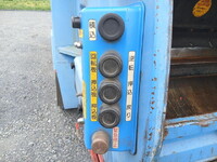 ISUZU Elf Garbage Truck BKG-NMR85N 2011 263,000km_18