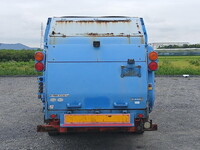 ISUZU Elf Garbage Truck BKG-NMR85N 2011 263,000km_5