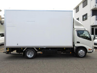 HINO Dutro Panel Van TKG-XZC655M 2015 186,000km_7