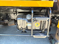 ISUZU Elf Cherry Picker PDG-NKR85YN 2010 53,800km_18