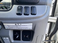 MITSUBISHI FUSO Canter Double Cab TPG-FBA00 2018 105,000km_10