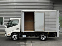 HINO Dutro Aluminum Van 2RG-XZU605M 2020 135,000km_4
