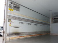ISUZU Forward Refrigerator & Freezer Truck TKG-FRR90S2 2016 248,000km_13