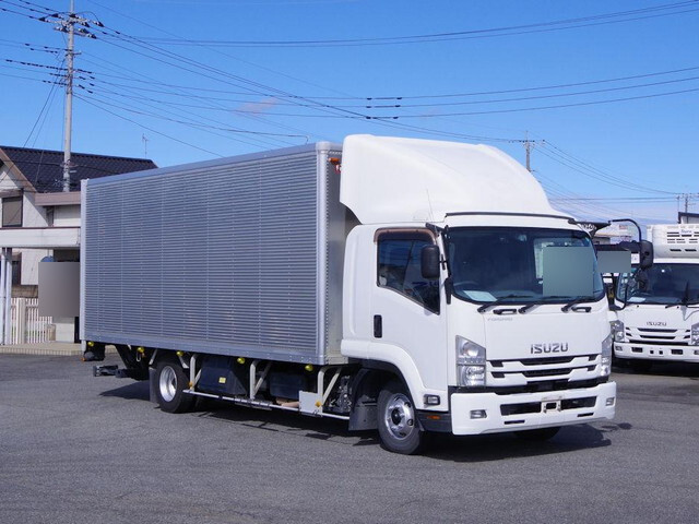 Forward Aluminum Van_1