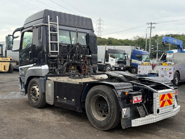 Super Great Trailer Head_2