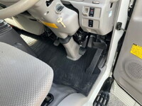 TOYOTA Dyna Double Cab LD-RZU300 2005 15,000km_28
