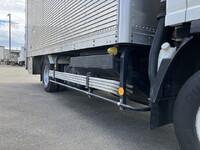 ISUZU Elf Aluminum Van TRG-NPR85AN 2017 247,359km_23