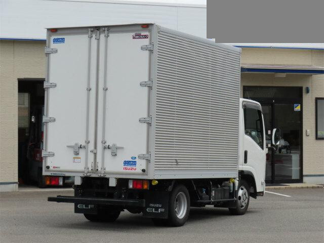 Elf Aluminum Van_2