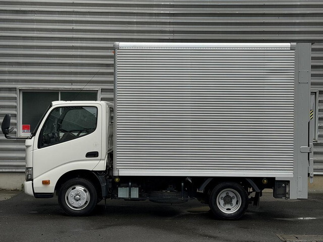Dyna Aluminum Van_2