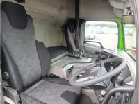 UD TRUCKS Quon Refrigerator & Freezer Truck 2PG-CD5CA 2021 643,686km_23