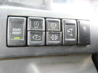 ISUZU Elf Double Cab 2RG-NJR88A 2020 74,586km_39