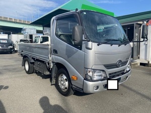 HINO Dutro Flat Body TPG-XZU605M 2017 195,000km_1