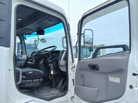 UD TRUCKS Condor Refrigerator & Freezer Truck TKG-MK38C 2015 325,000km_25