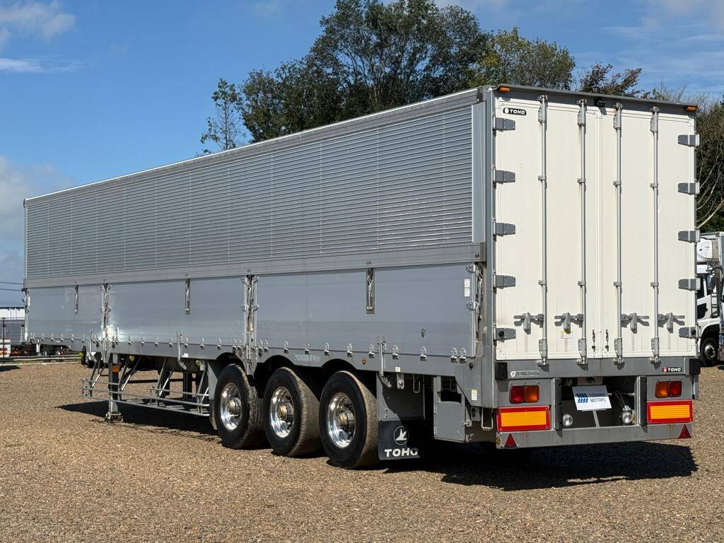 Others Gull Wing Trailer_2