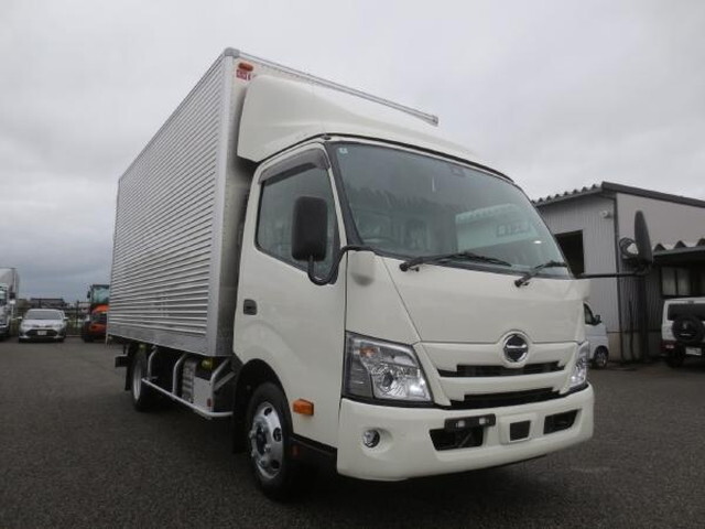 HINO Dutro Aluminum Van 2KG-XZU712M 2025 821km