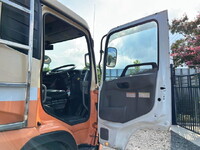 UD TRUCKS Condor Mixer Truck QDG-PW39L 2014 128,613km_23