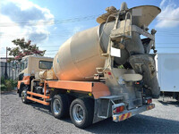 UD TRUCKS Condor Mixer Truck QDG-PW39L 2014 128,613km_2