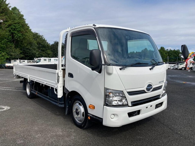 HINO Dutro Flat Body TPG-XZU710M 2019 48,525km_1