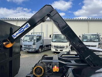 UD TRUCKS Condor Container Carrier Truck QDG-PW39L 2017 84km_13
