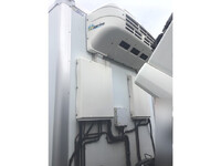 ISUZU Forward Refrigerator & Freezer Truck LKG-FTR90T2 2017 330,084km_13