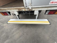 ISUZU Elf Aluminum Van TPG-NLR85AN 2018 217,469km_16