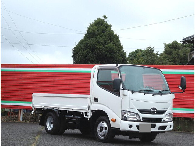 HINO Dutro Flat Body TKG-XZU605M 2017 44,823km