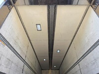 ISUZU Giga Aluminum Wing QPG-CYJ77B 2018 1,353,000km_12